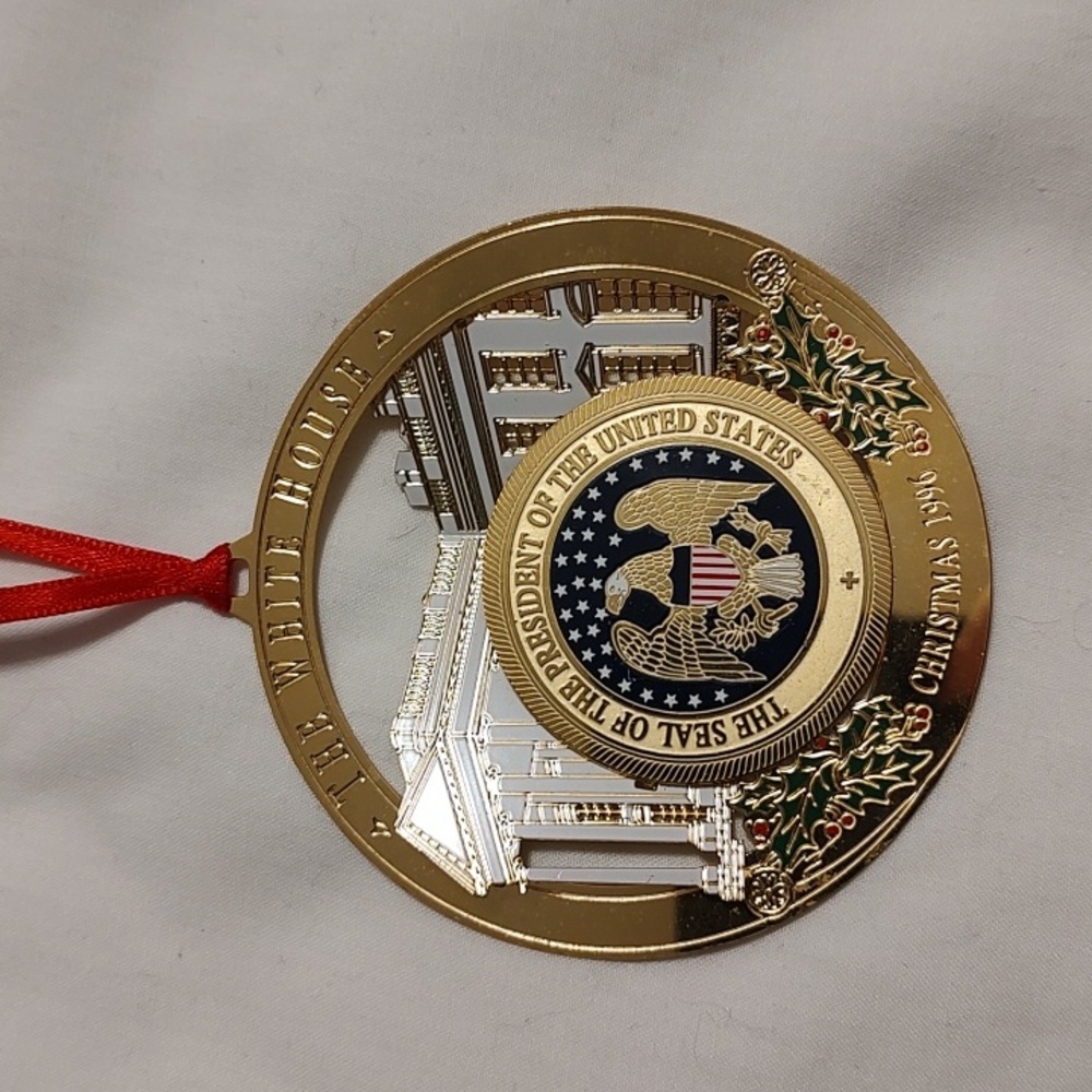 The White House Historical Association 1996 Christmas Ornament